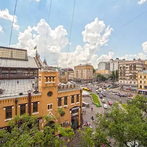 Palats Sportu Area Apartment Kyiv